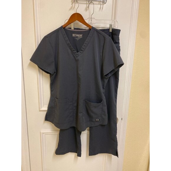 Grey’s Anatomy Charcoal Grey Scrub Uniform Set Size Large & Medium Petite Pants - Picture 1 of 9